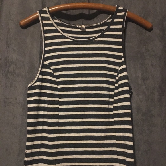 Striped dress - Picture 2 of 2